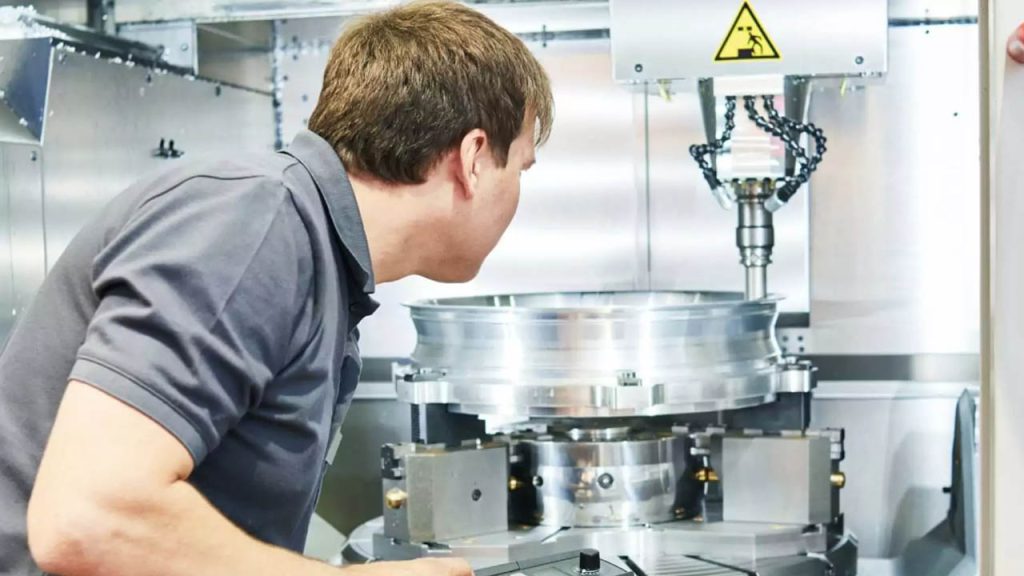 کاربرد CNC در صنعت خودرو