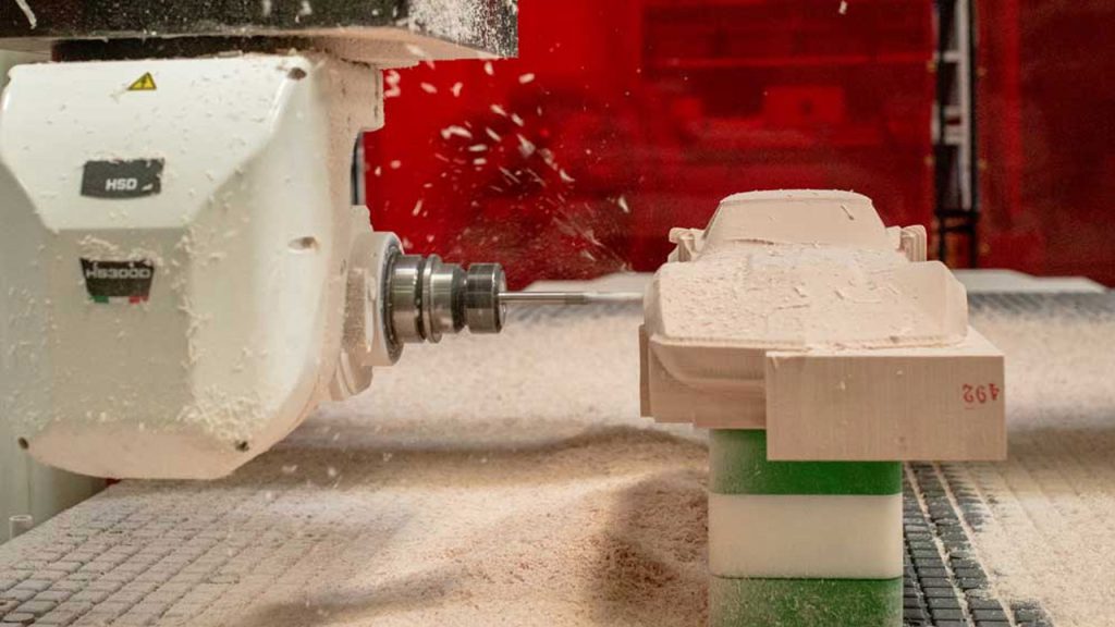 دستگاه CNC پنج محوره چیست؟​